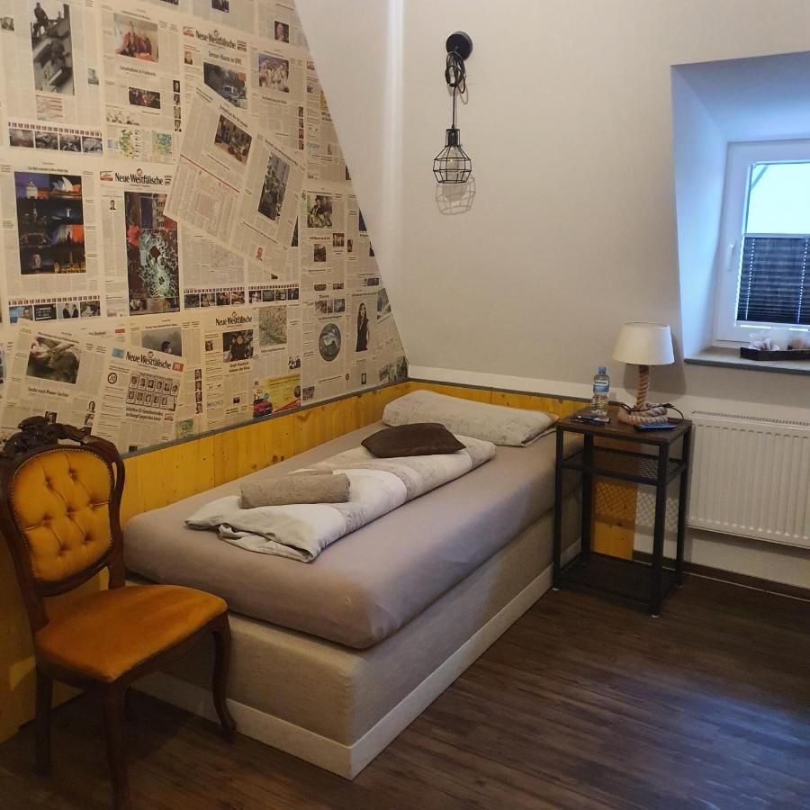 Victory Guesthouse - Handwerker Pension Білефельд Екстер'єр фото