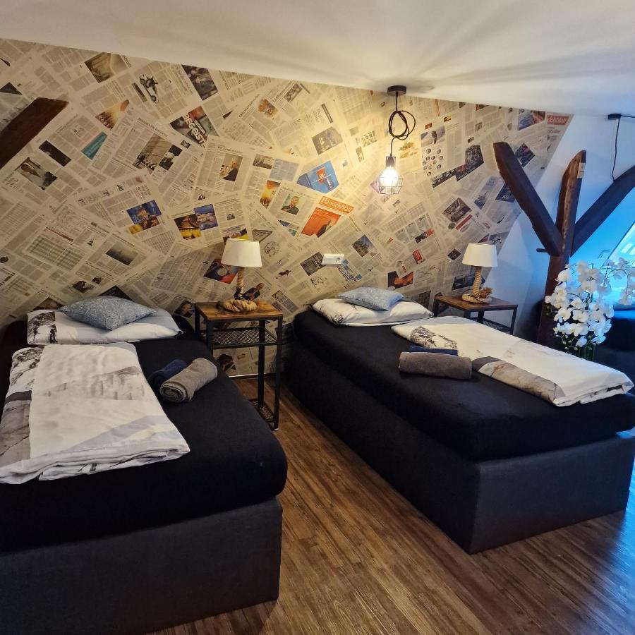 Victory Guesthouse - Handwerker Pension Білефельд Екстер'єр фото