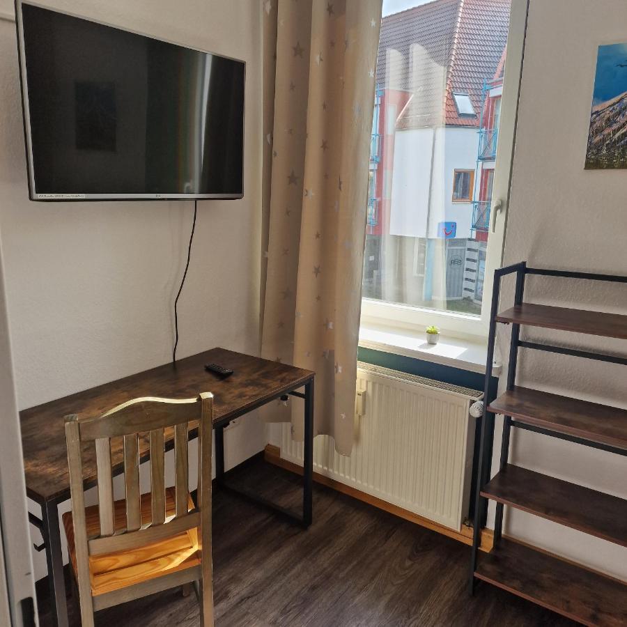 Victory Guesthouse - Handwerker Pension Білефельд Екстер'єр фото