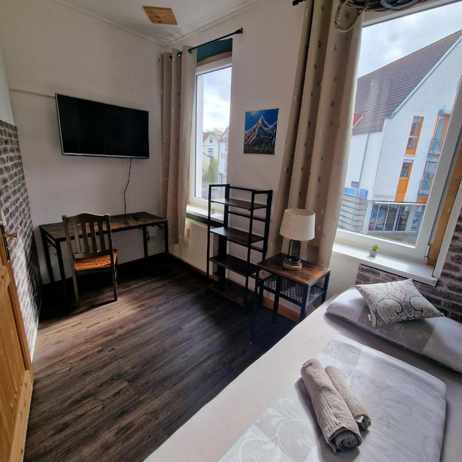 Victory Guesthouse - Handwerker Pension Білефельд Екстер'єр фото