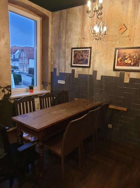 Victory Guesthouse - Handwerker Pension Білефельд Екстер'єр фото
