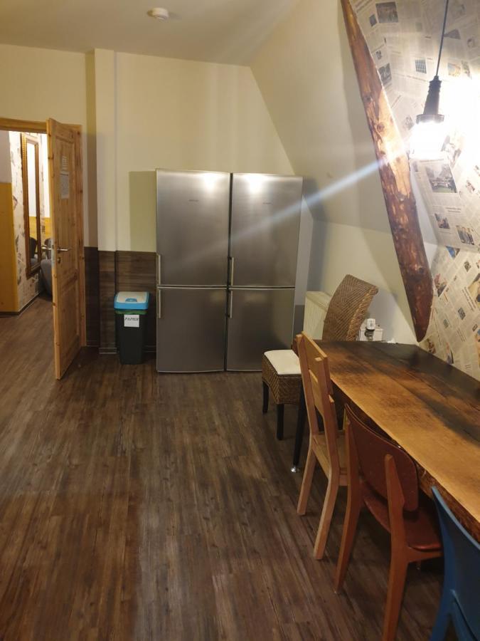 Victory Guesthouse - Handwerker Pension Білефельд Екстер'єр фото